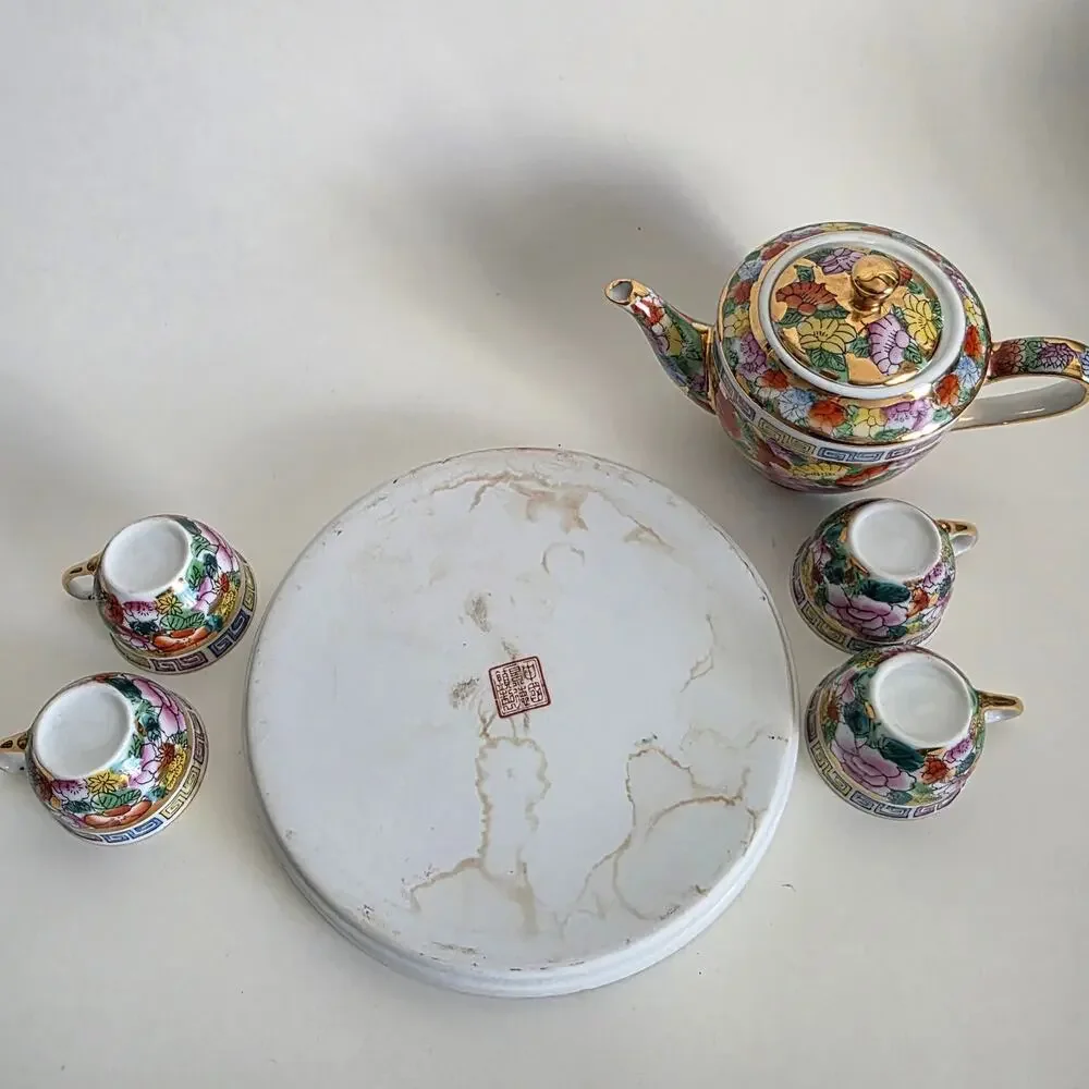 Unknown chinese porcelain